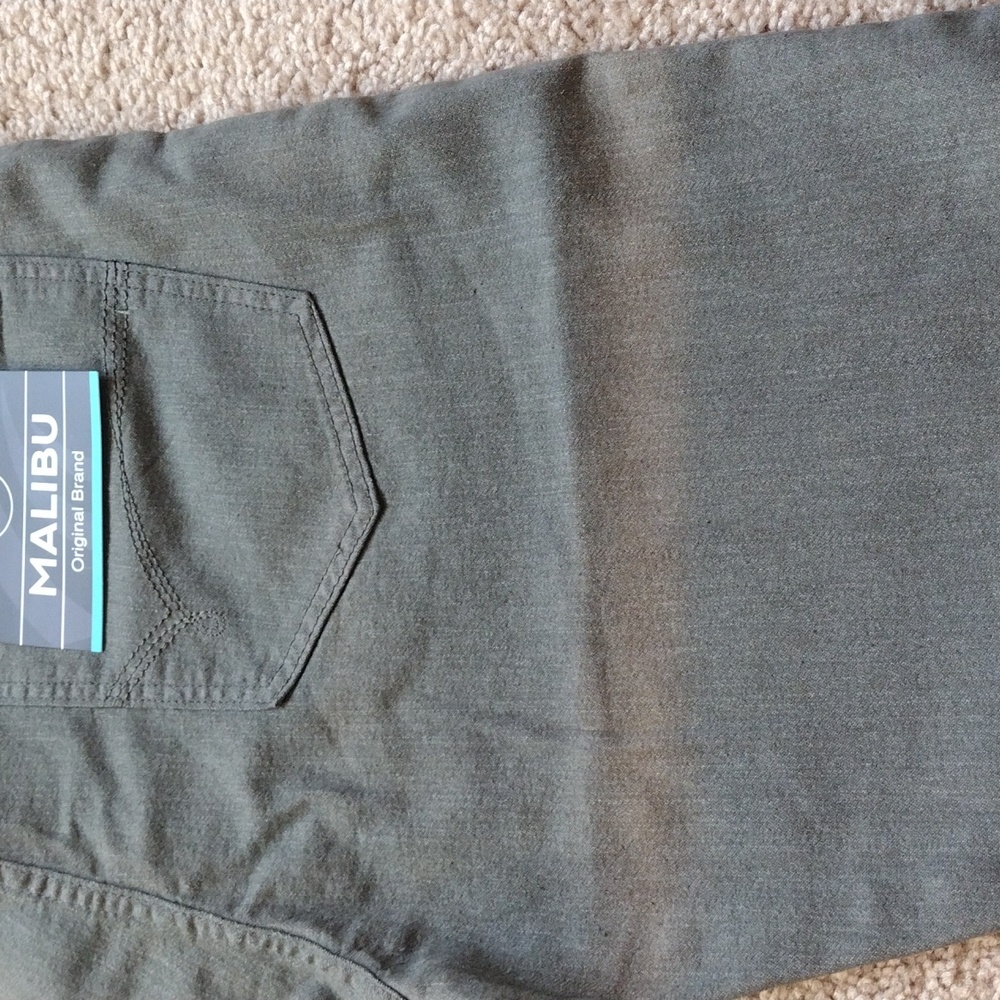 Pants - Picture 5 of 9
